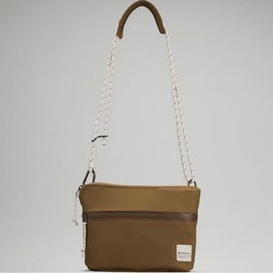 Lululemon Patch Logo Crossbody - Artifact/Black/Linen - On the Move